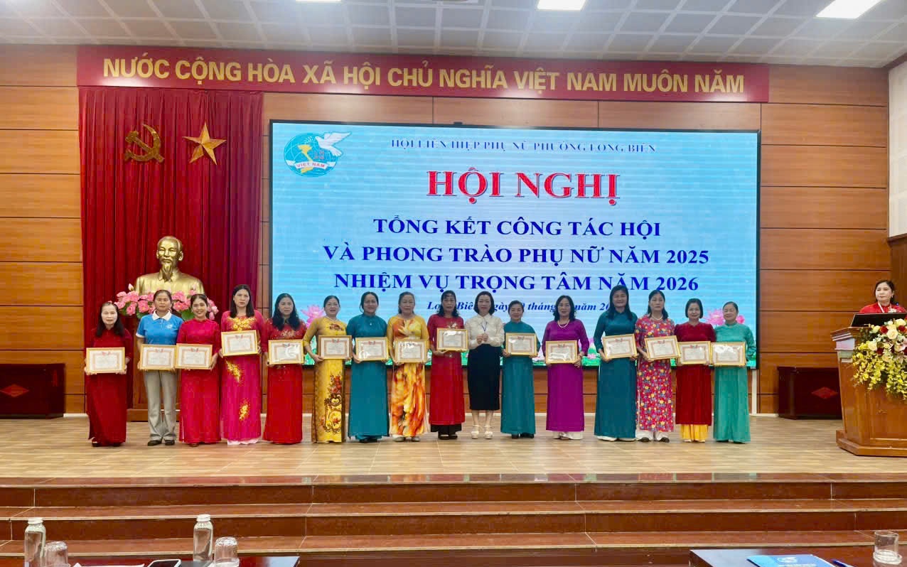 Phụ nữ phường Long Biên chung tay xây dựng gia đình văn hoá, hạnh phúc trong kỷ nguyên mới