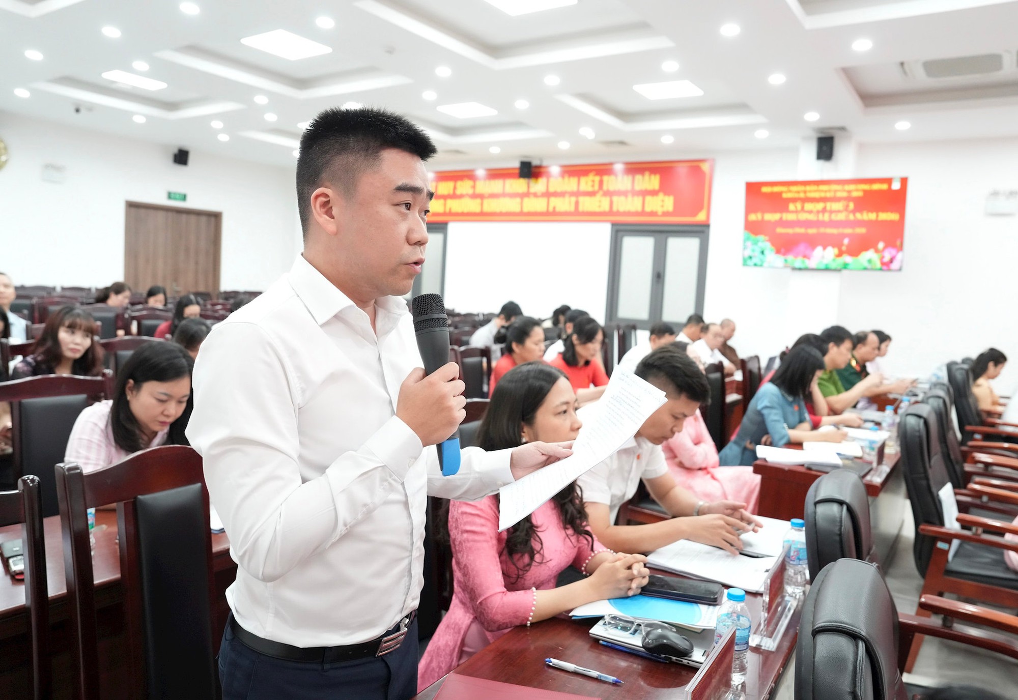 HĐND phường Khương Đình thông qua 4 nghị quyết quan trọng- Ảnh 2.