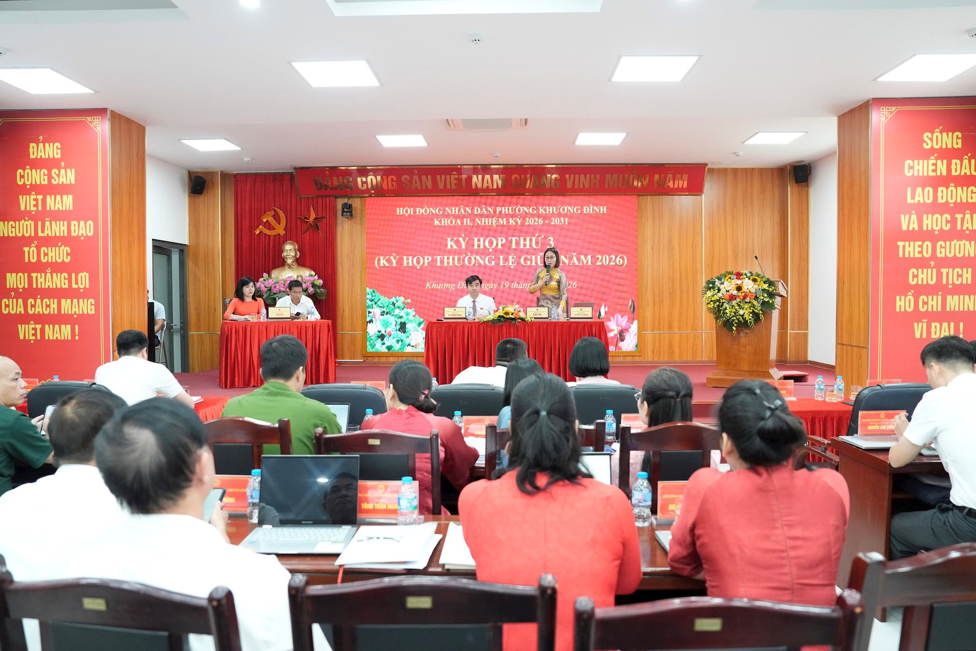 HĐND phường Khương Đình thông qua 4 nghị quyết quan trọng- Ảnh 1.