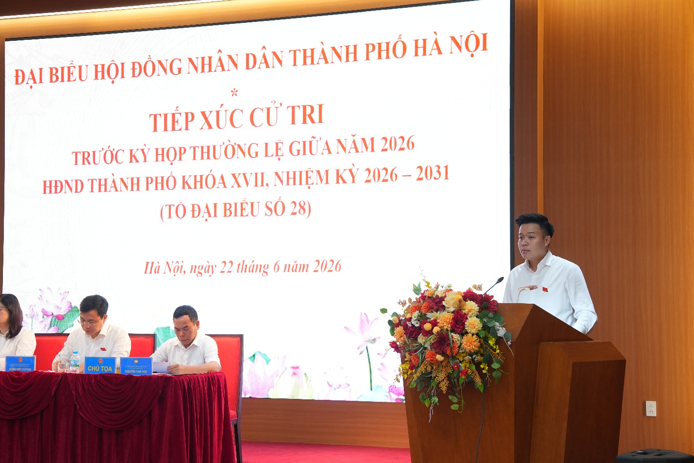 Đại biểu HĐND thành phố Hà Nội – đơn vị bầu cử số 28 tiếp xúc cử tri trước kỳ hợp thường lệ giữa năm- Ảnh 4.