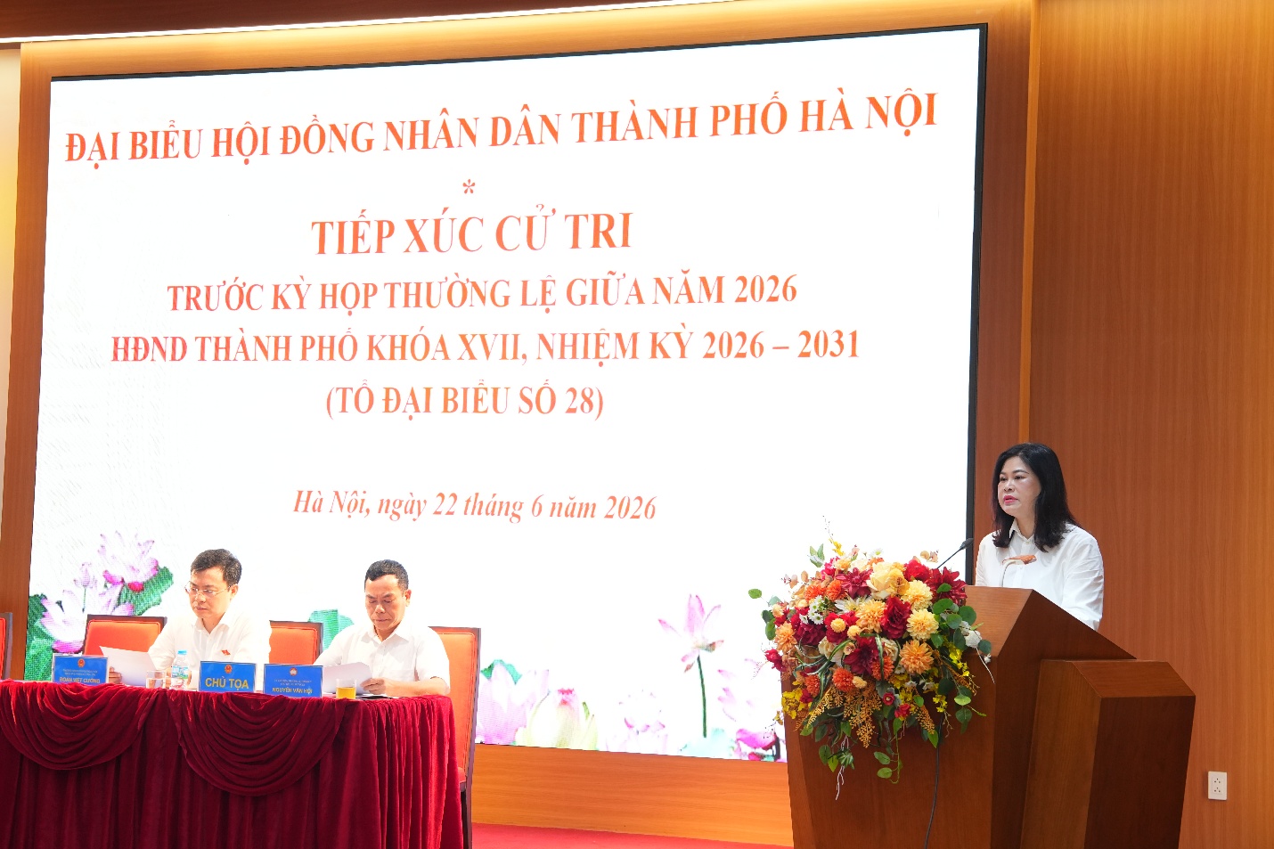 Đại biểu HĐND thành phố Hà Nội – đơn vị bầu cử số 28 tiếp xúc cử tri trước kỳ hợp thường lệ giữa năm- Ảnh 5.