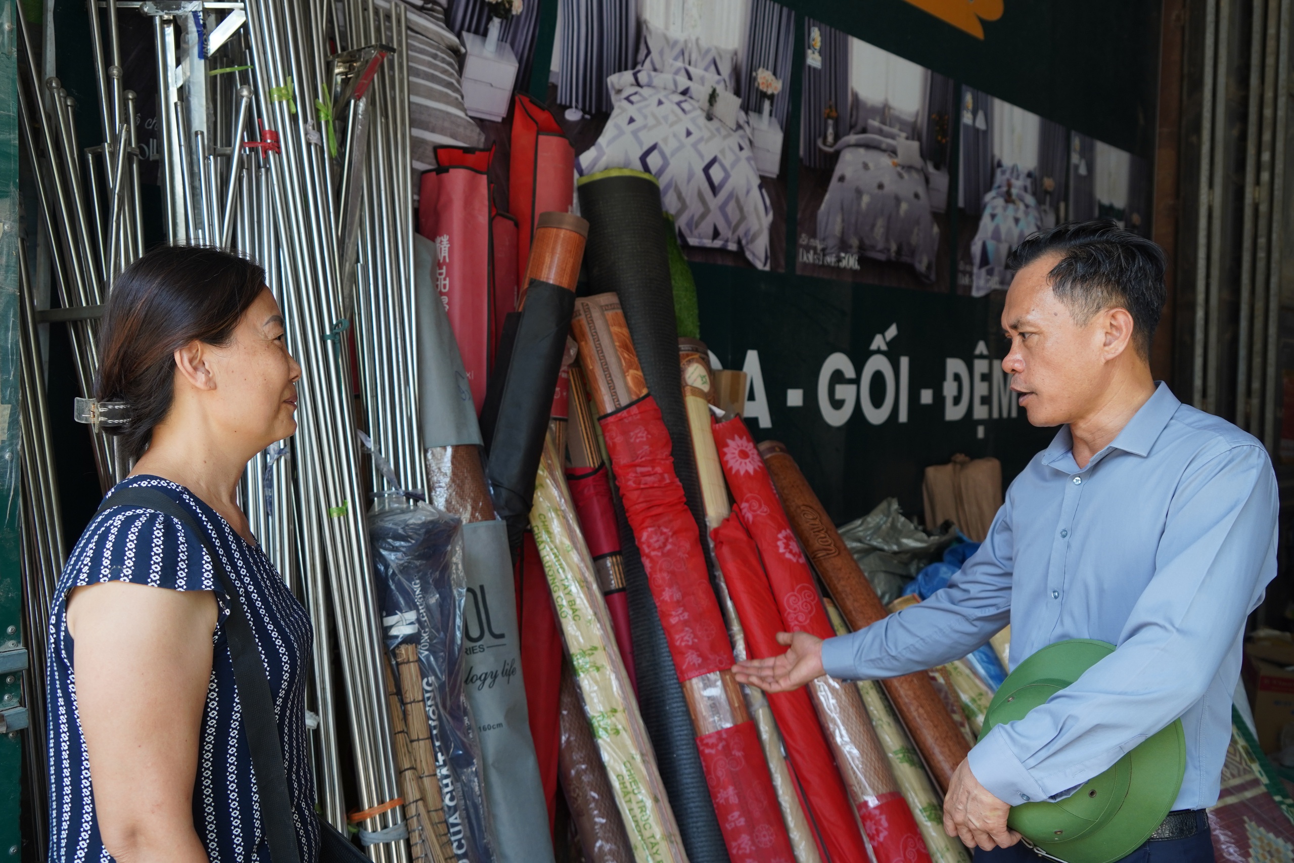 Bí thư Đảng ủy phường Chương Mỹ - Phí Minh Hải trực tiếp vận động người dân bàn giao mặt bằng phục vụ Dự án cải tạo, nâng cấp Quốc lộ 6 đoạn Ba La - Xuân Mai- Ảnh 1.
