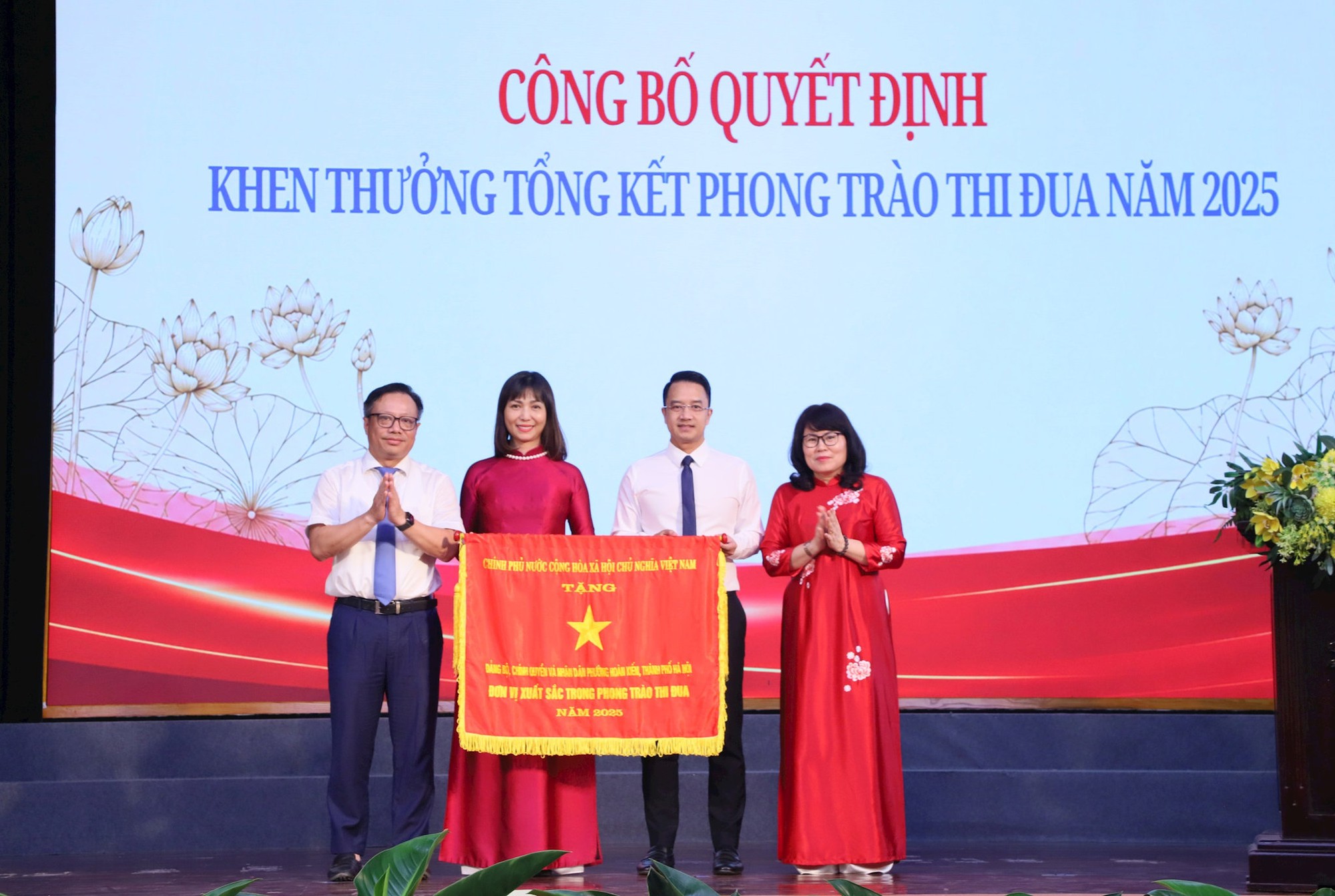 Phường Hoàn Kiếm sơ kết 1 năm vận hành chính quyền địa phương hai cấp- Ảnh 1.