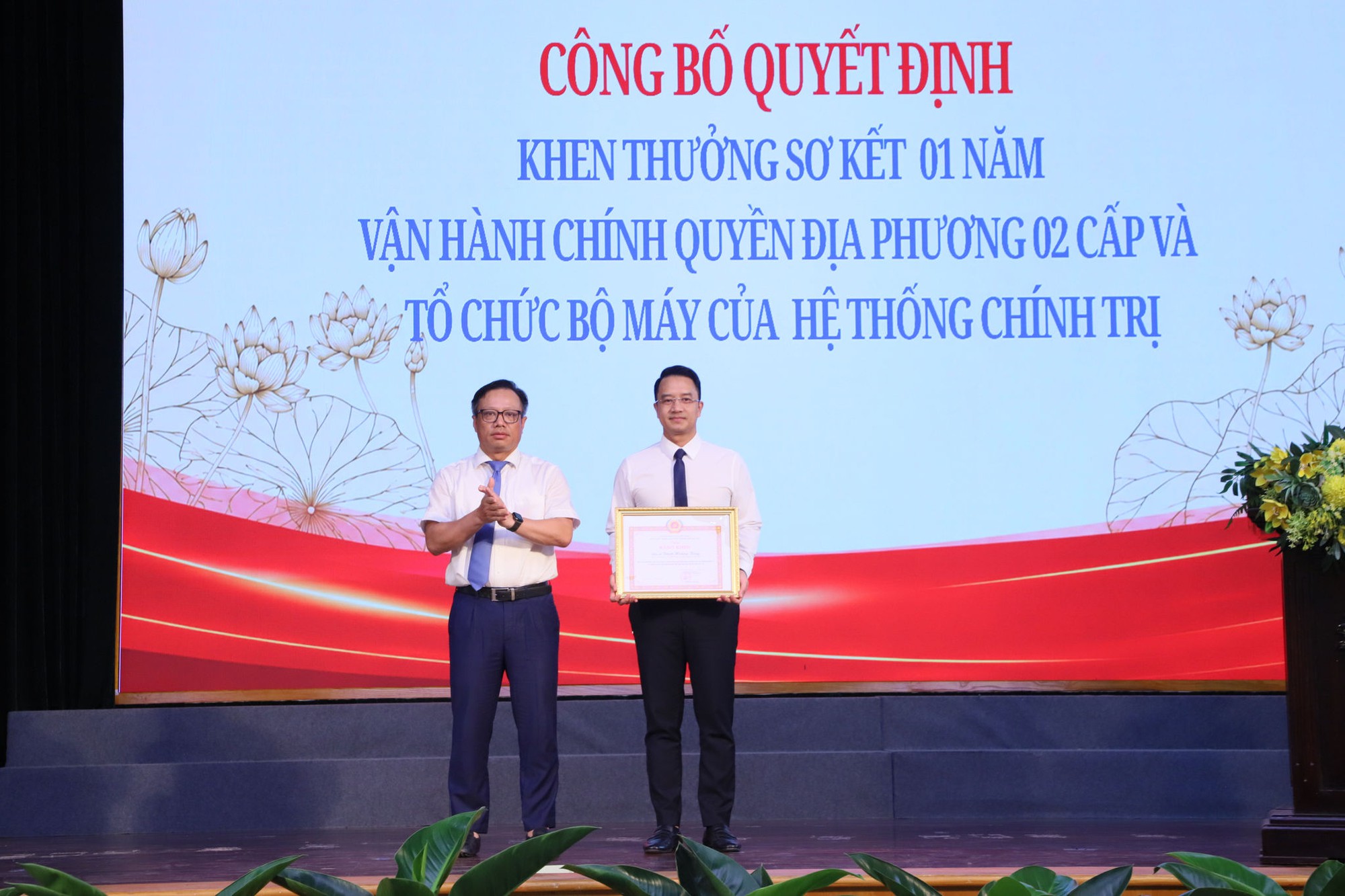 Phường Hoàn Kiếm sơ kết 1 năm vận hành chính quyền địa phương hai cấp- Ảnh 2.
