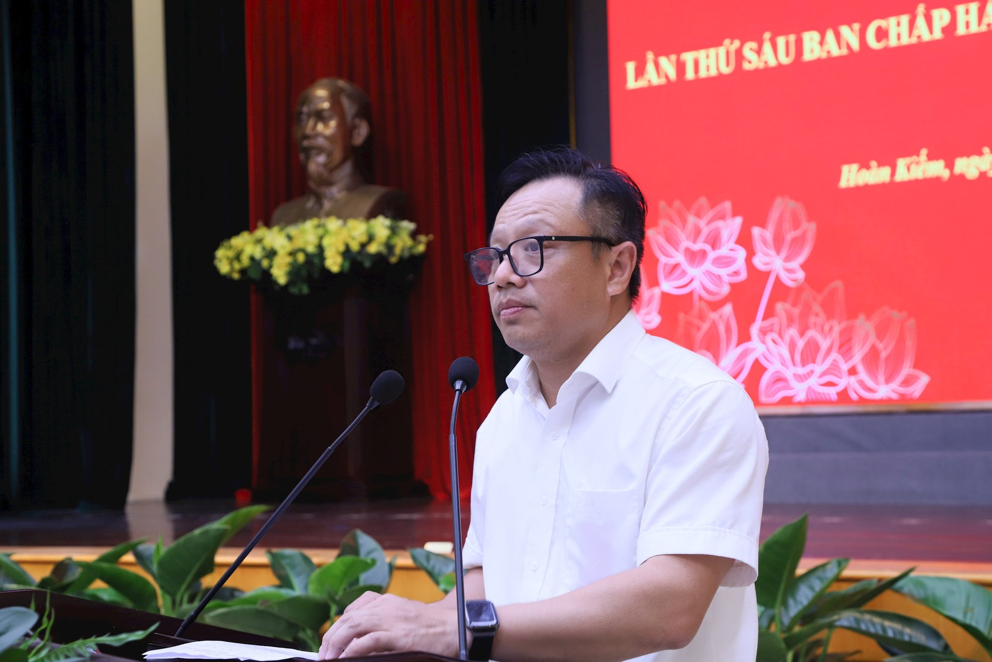 Hội nghị Ban Chấp hành Đảng bộ phường Hoàn Kiếm lần thứ 6- Ảnh 2.