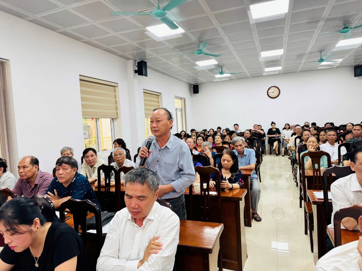 Tiếp xúc cử tri trước Kỳ họp thứ 3 HĐND phường khóa II, nhiệm kỳ 2026-2031- Ảnh 4.