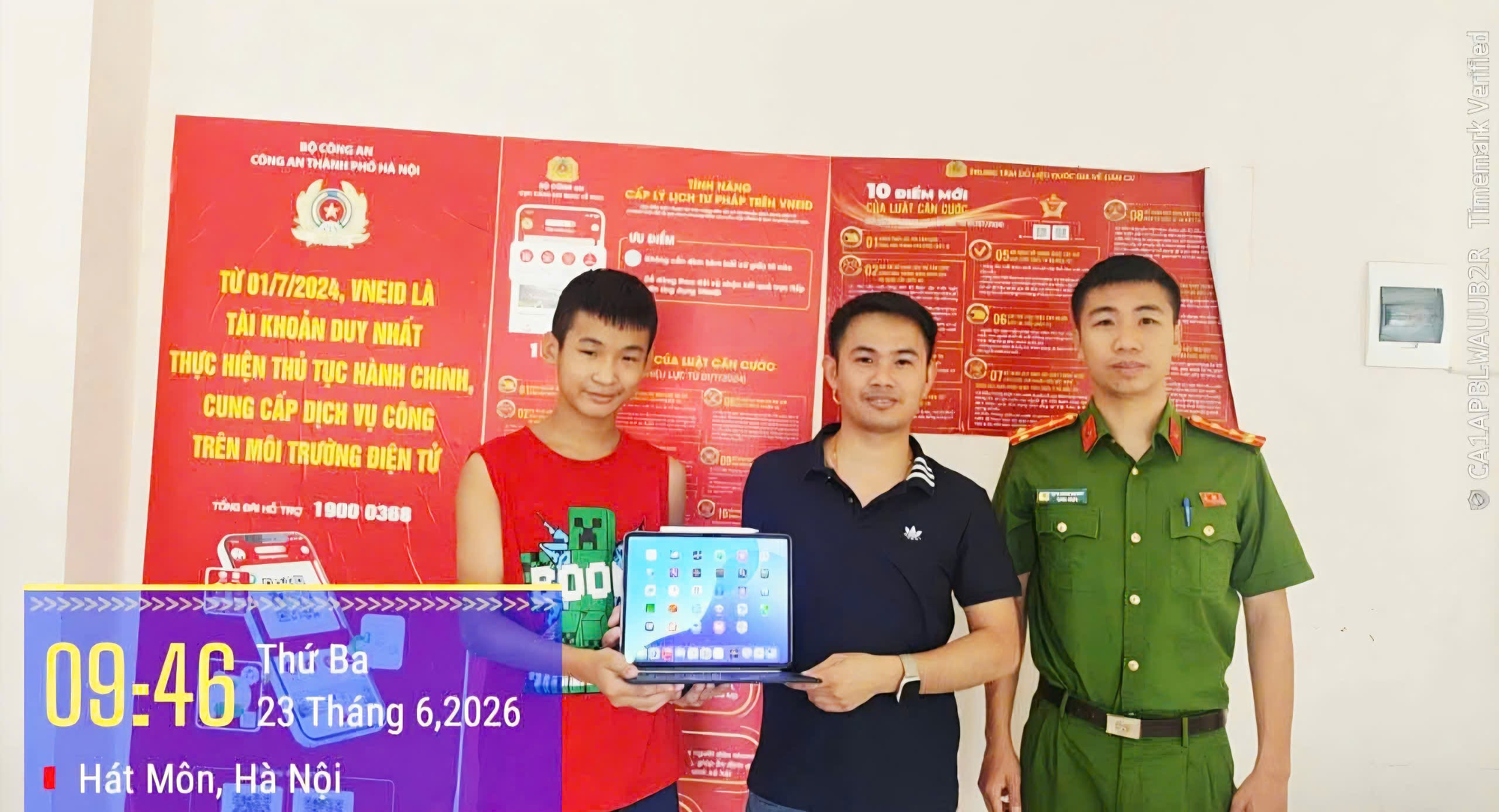 GƯƠNG NGƯỜI TỐT, VIỆC TỐT: NHẶT ĐƯỢC CỦA RƠI, TRẢ LẠI NGƯỜI MẤT – HÀNH ĐỘNG ĐẸP CỦA EM NGUYỄN TRƯƠNG GIA BẢO- Ảnh 1.