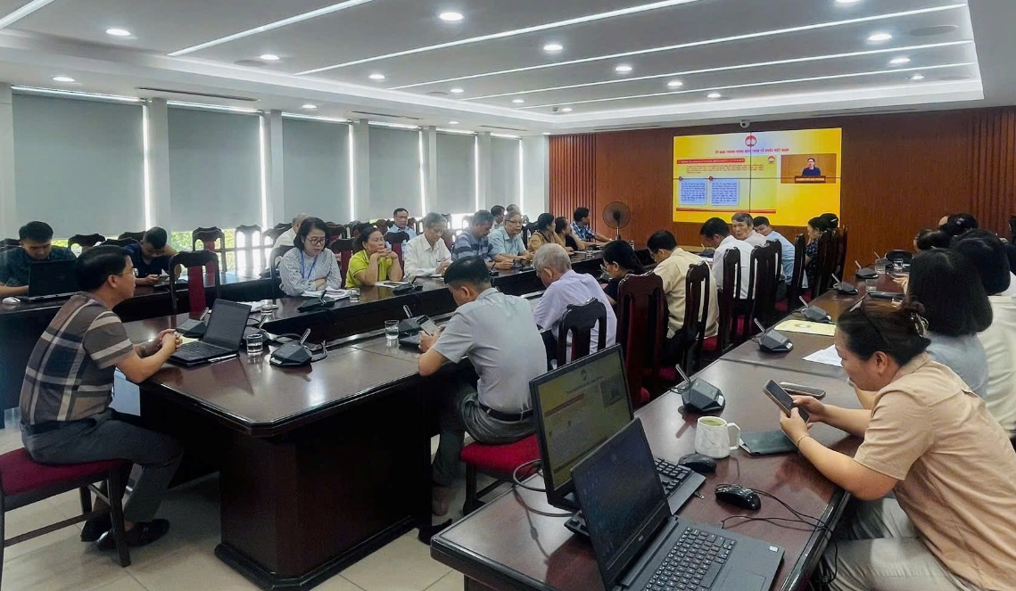 Ủy ban MTTQ Việt Nam phường Việt Hưng đã tham gia Hội nghị nghiên cứu, học tập, quán triệt và triển khai thực hiện Nghị quyết Đại hội đại biểu toàn quốc Mặt trận Tổ quốc Việt Nam lần thứ XI, nhiệm kỳ 2026 - 2031- Ảnh 2.