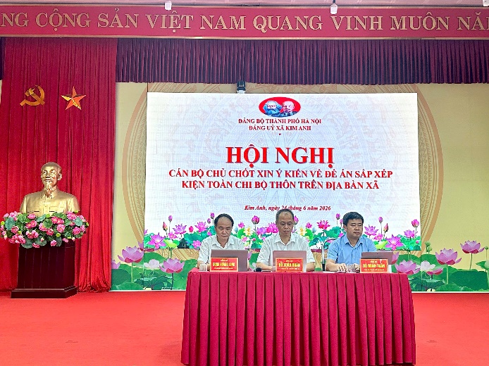 BAN CHẤP HÀNH ĐẢNG BỘ XÃ KIM ANH TỔ CHỨC HỘI NGHỊ LẦN THỨ 12 KHÓA I, NHIỆM KỲ 2025-2030- Ảnh 1.