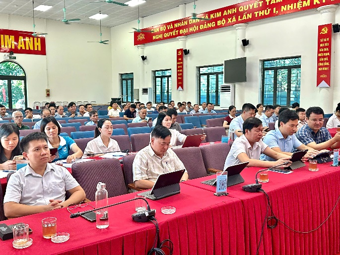 BAN CHẤP HÀNH ĐẢNG BỘ XÃ KIM ANH TỔ CHỨC HỘI NGHỊ LẦN THỨ 12 KHÓA I, NHIỆM KỲ 2025-2030- Ảnh 2.