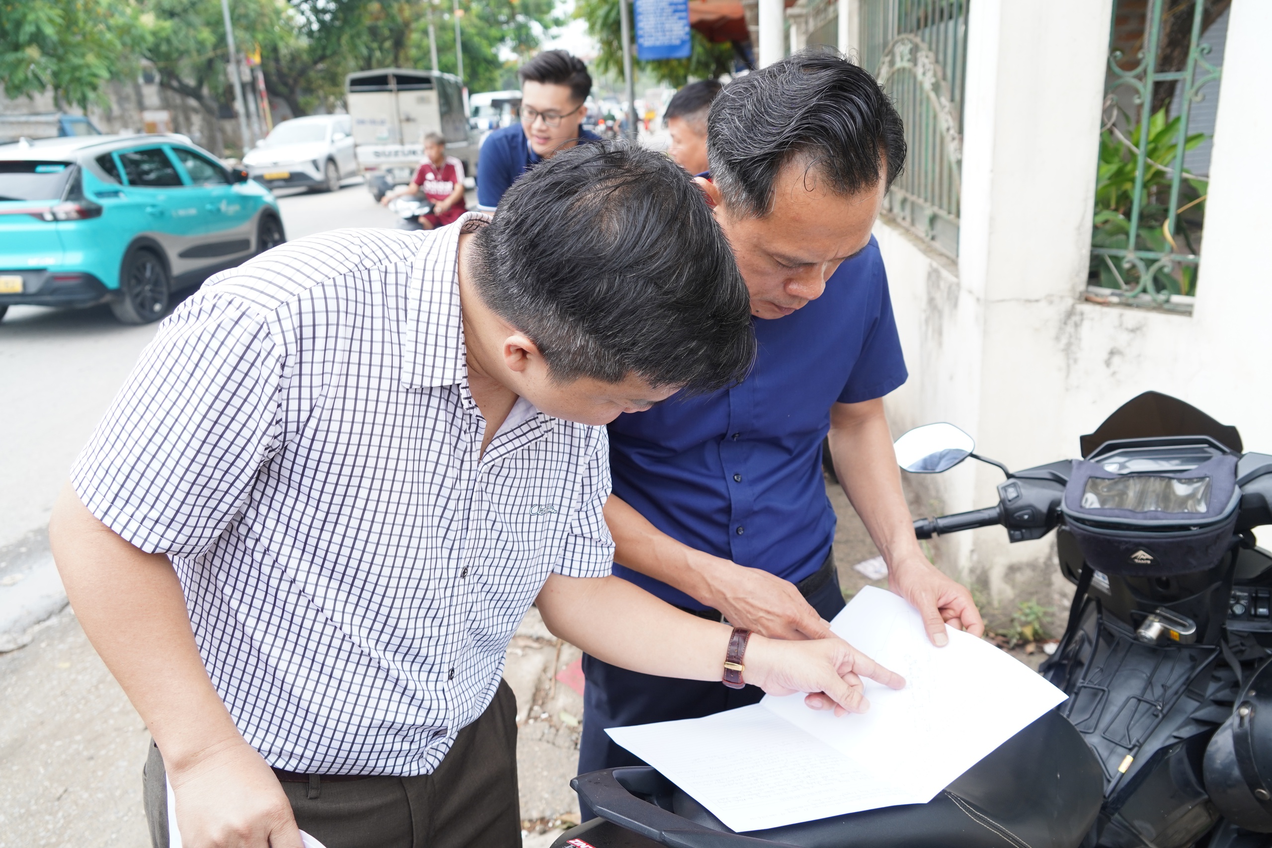 Lãnh đạo phường Chương Mỹ tăng cường vận động Nhân dân bàn giao mặt bằng Dự án Quốc lộ 6- Ảnh 3.