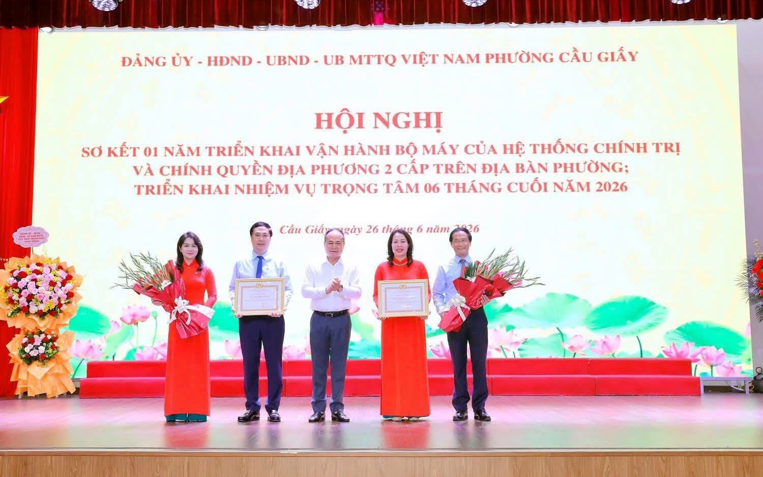 MỘT NĂM VẬN HÀNH MÔ HÌNH CHÍNH QUYỀN ĐỊA PHƯƠNG HAI CẤP: PHƯỜNG CẦU GIẤY KHẲNG ĐỊNH HIỆU QUẢ THỰC TIỄN