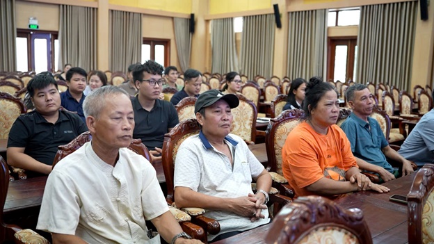 Hoài Đức tổ chức truyền thông, hướng dẫn nhận biết các yếu tố có hại trong môi trường lao động và biện pháp phòng chống- Ảnh 5.