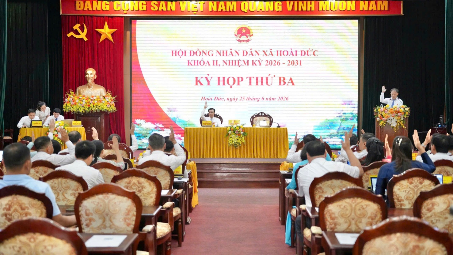 HĐND xã Hoài Đức tổ chức kỳ họp thứ 3, xem xét nhiều nội dung quan trọng về phát triển địa phương- Ảnh 14.