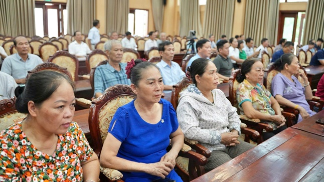 Cử tri Hoài Đức, Dương Hòa, Sơn Đồng, An Khánh kiến nghị nhiều vấn đề dân sinh với đại biểu HĐND Thành phố- Ảnh 8.