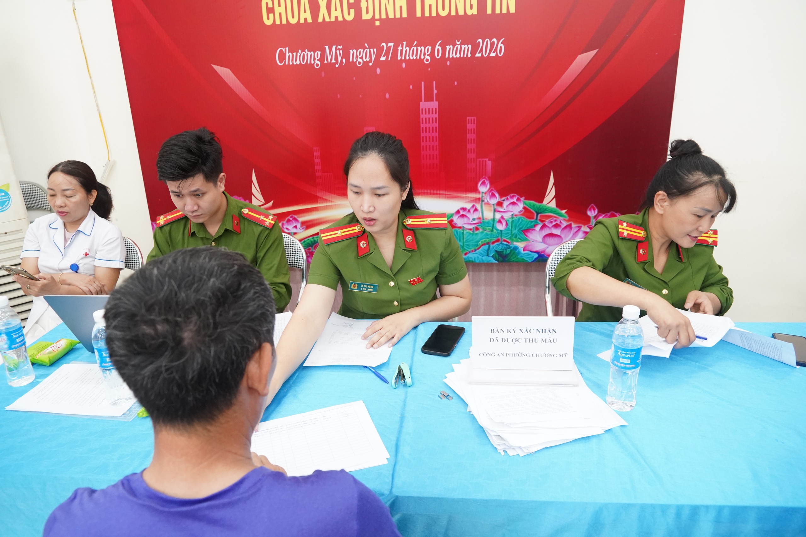 Phường Chương Mỹ tổ chức thu nhận mẫu ADN thân nhân liệt sĩ chưa xác định thông tin- Ảnh 10.