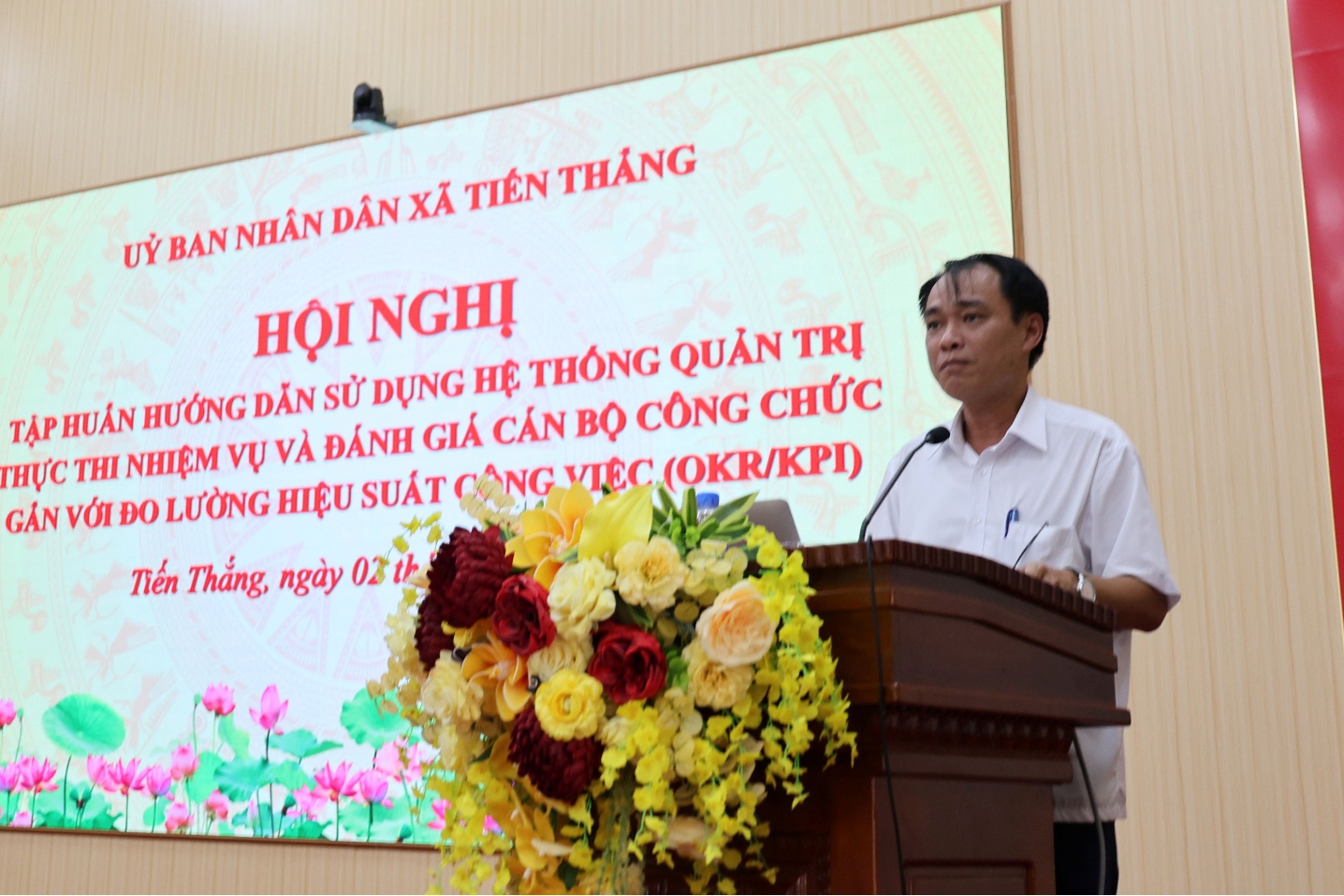 Xã Tiến Thắng: Hội nghị tập huấn hướng dẫn sử dụng hệ thống quản trị thực thi nhiệm vụ và đánh giá cán bộ, công chức gắn với đo lường hiệu suất công việc (OKR/KPI)- Ảnh 2.