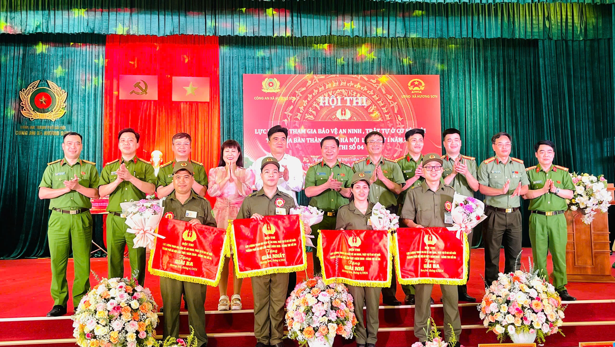 Công an xã Ô Diên đạt giải ba tại Hội thi lực lượng tham gia bảo vệ an ninh, trật tự ở cơ sở giỏi thành phố Hà Nội năm 2026- Ảnh 3.