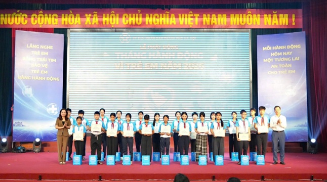 UBND Thành phố tổ chức Lễ phát động Tháng hành động Vì trẻ em năm 2026 với nhiều hoạt động ý nghĩa dành cho thiếu nhi- Ảnh 15.