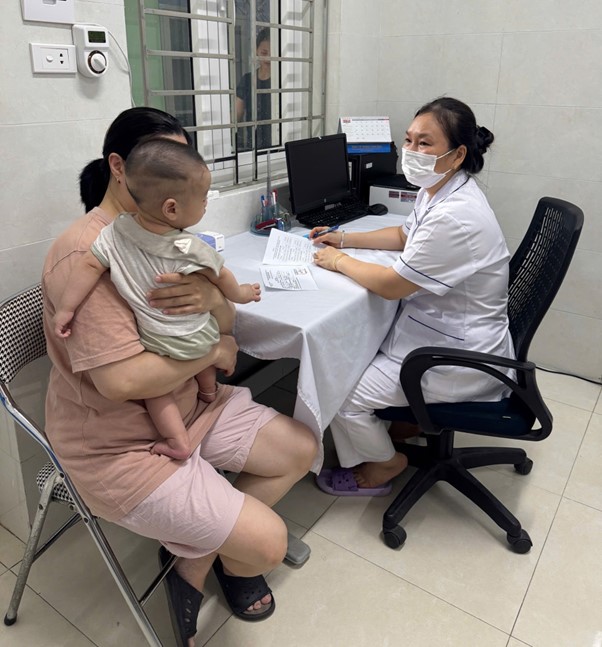 Phường Thanh Xuân tổ chức chiến dịch bổ sung VitaminA đợt 1 và các hoạt động hưởng ứng ngày vi chất dinh dưỡng năm 2026- Ảnh 4.