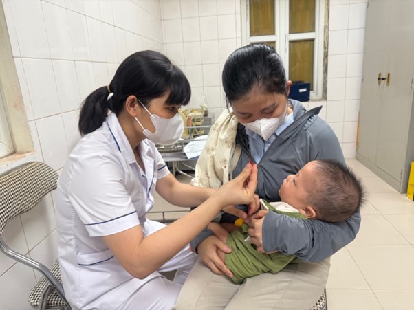 Phường Thanh Xuân tổ chức chiến dịch bổ sung VitaminA đợt 1 và các hoạt động hưởng ứng ngày vi chất dinh dưỡng năm 2026- Ảnh 2.