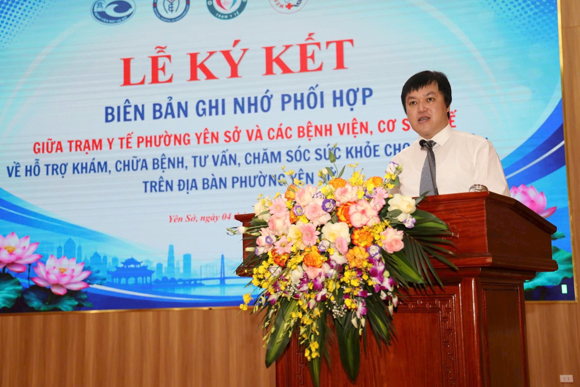 Phường Yên Sở tổ chức Lễ ký kết Biên bản ghi nhớ phối hợp giữa Trạm Y tế phường Yên Sở và các bệnh viện, cơ sở y tế về hỗ trợ khám, chữa bệnh, tư vấn và chăm sóc sức khỏe cho Nhân dân trên địa bàn- Ảnh 1.