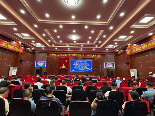 TẬP HUẤN KIẾN THỨC AN TOÀN THỰC PHẨM CHO TỔ TỰ GIÁM SÁT VÀ CÁC HỘ SẢN XUẤT, KINH DOANH THỰC PHẨM TRÊN ĐỊA BÀN XÃ PHÚ XUYÊN NĂM 2026- Ảnh 2.