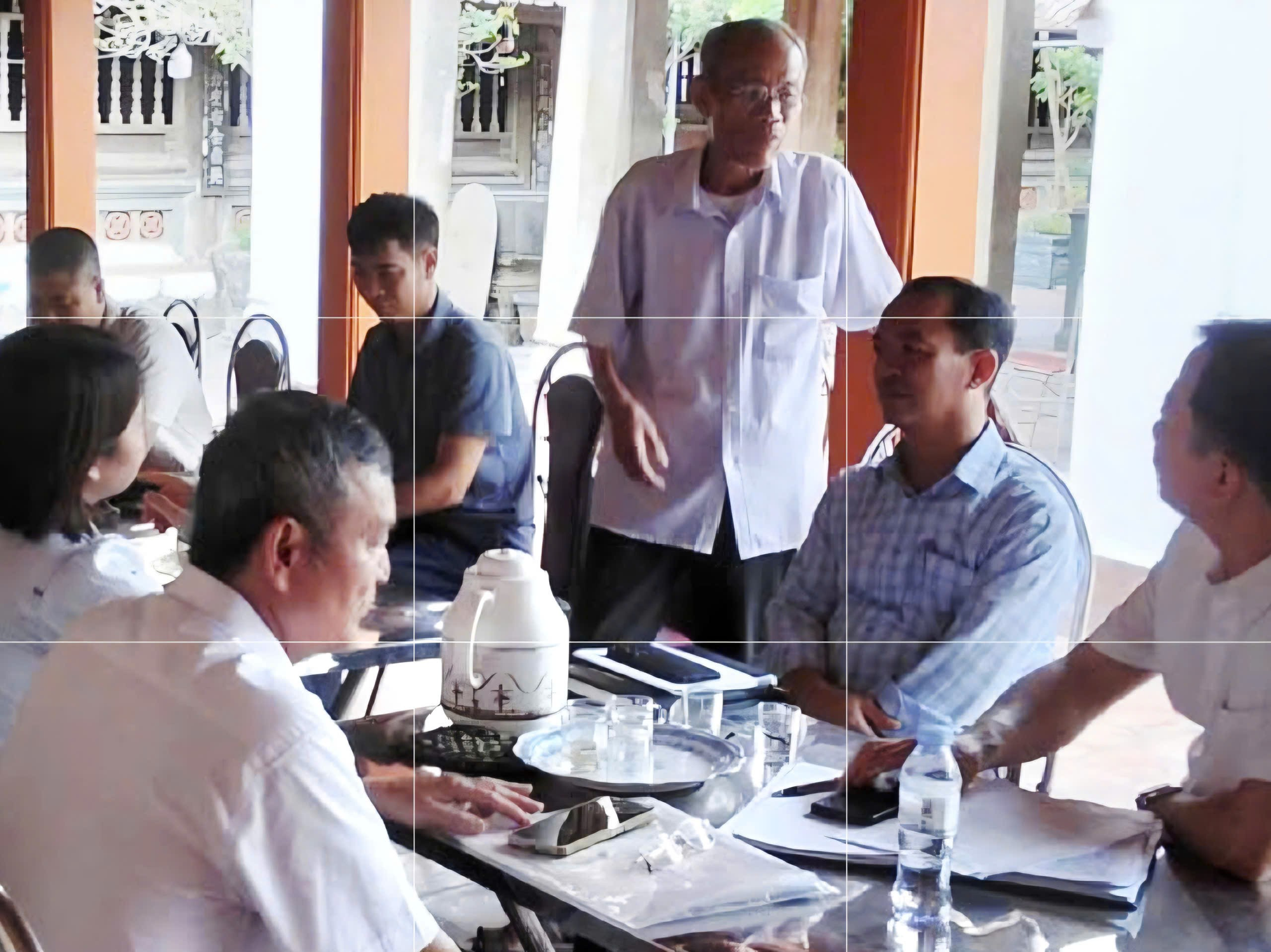 Lãnh đạo Trung tâm Dịch vụ tổng hợp xã Hát Môn làm việc về công tác tiếp nhận, quản lý Di tích Quốc gia Đặc biệt Đình Hạ Hiệp và Quán Hạ- Ảnh 3.