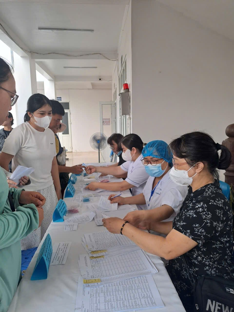 Chiến dịch bổ sung Vitamin A và các hoạt động Ngày vi chất dinh dưỡng trên địa bàn năm 2026.- Ảnh 1.