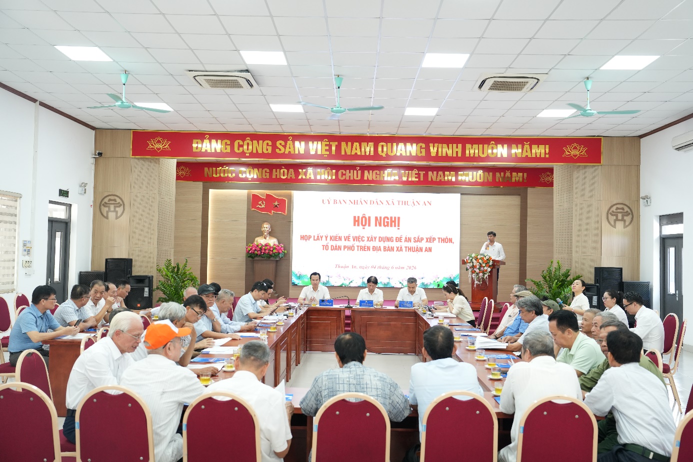 Nhiều ý kiến tâm huyết đóng góp xây dựng Đề án sắp xếp thôn, tổ dân phố trên địa bàn xã Thuận An- Ảnh 1.