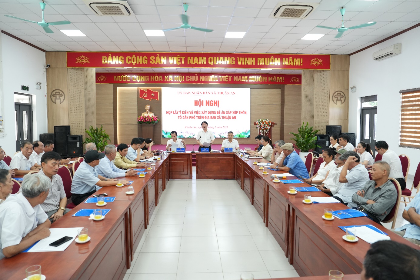 Nhiều ý kiến tâm huyết đóng góp xây dựng Đề án sắp xếp thôn, tổ dân phố trên địa bàn xã Thuận An- Ảnh 7.