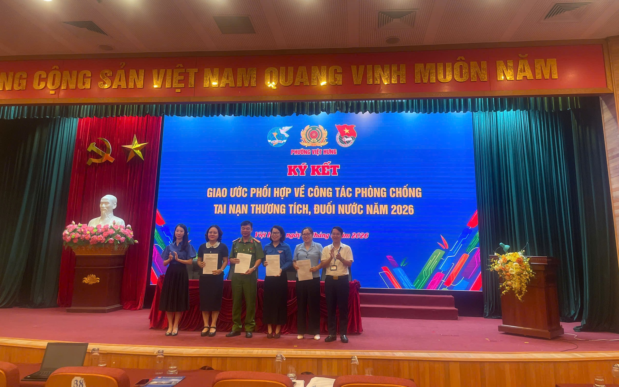 Hội LHPN – Đoàn TNCS Hồ Chí Minh – Công an phường Việt Hưng phối hợp tổ chức hưởng ứng tháng hành động Vì trẻ em, tuyên truyền phòng chống tai nạn thương tích, đuối nước năm 2026