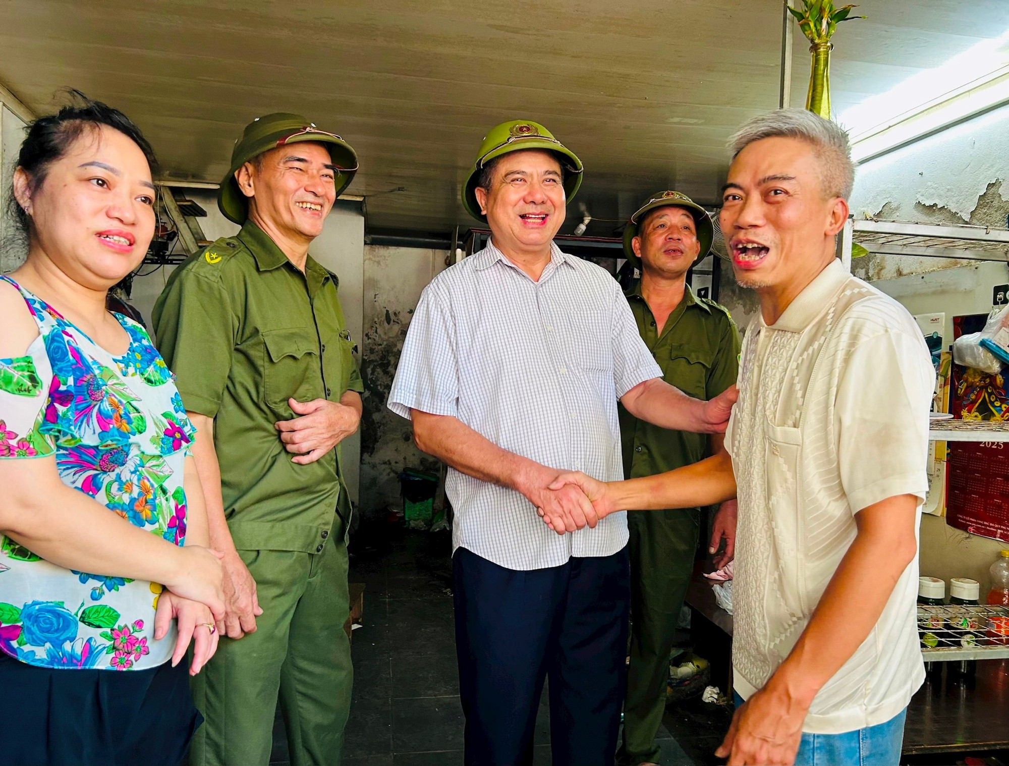 Phường Hoàng Mai: 100% hộ bàn giao mặt bằng dự án chùa Sét- Ảnh 3.