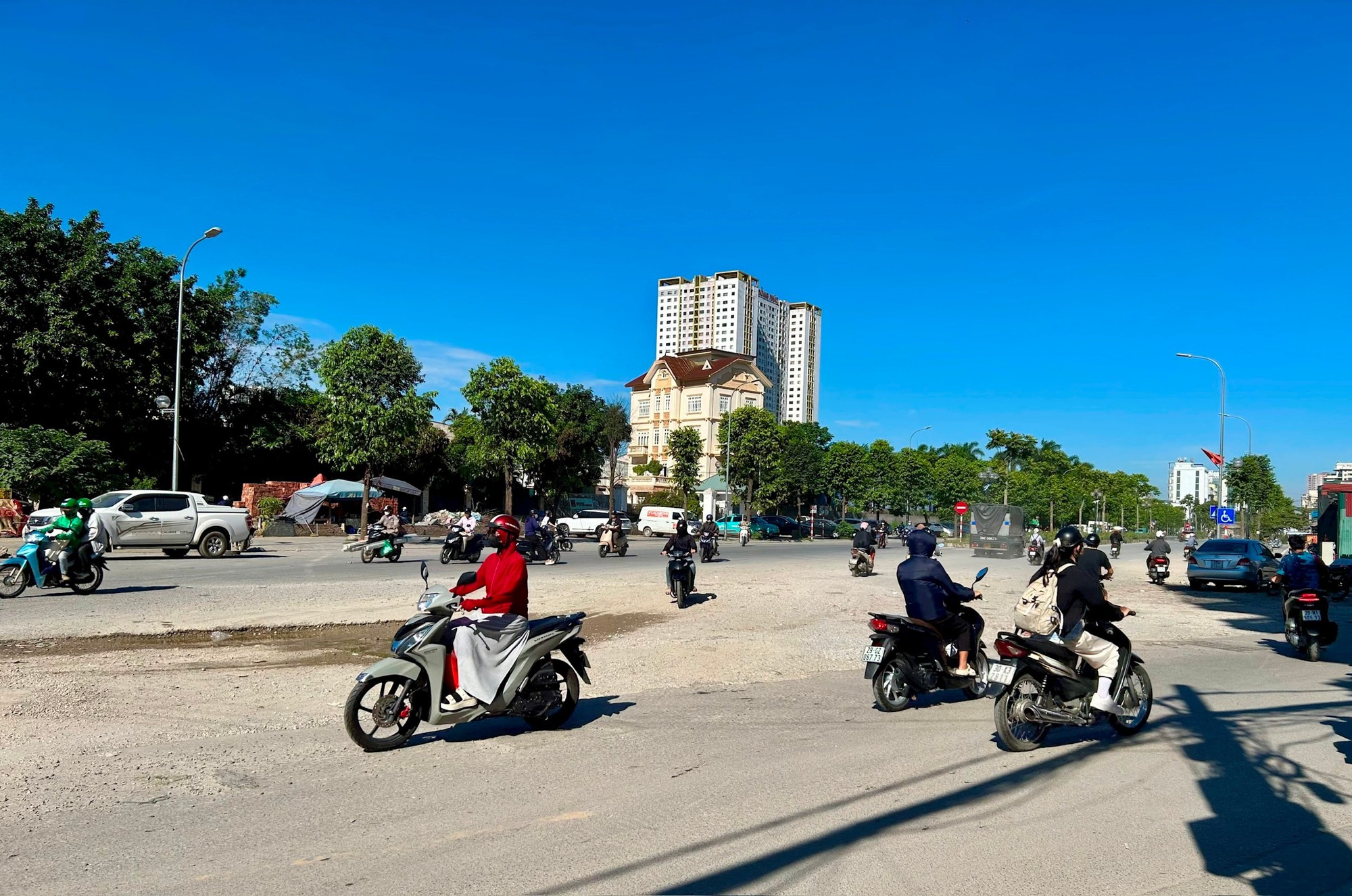 Phường Hoàng Mai hoàn thành giải phóng mặt bằng đường Lĩnh Nam trước ngày 30-5-2026- Ảnh 3.