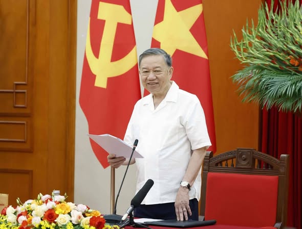 Đổi mới công tác cán bộ: Từ "đúng quy trình" đến "đúng người, đúng việc"- Ảnh 1.