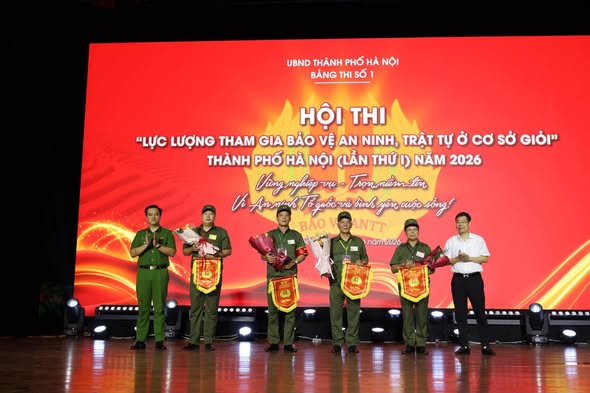Đội thi phường Tương Mai đạt giải Ba tại vòng bảng số 1 Hội thi "Lực lượng tham gia bảo vệ an ninh, trật tự ở cơ sở giỏi" Thành phố Hà Nội năm 2026- Ảnh 1.