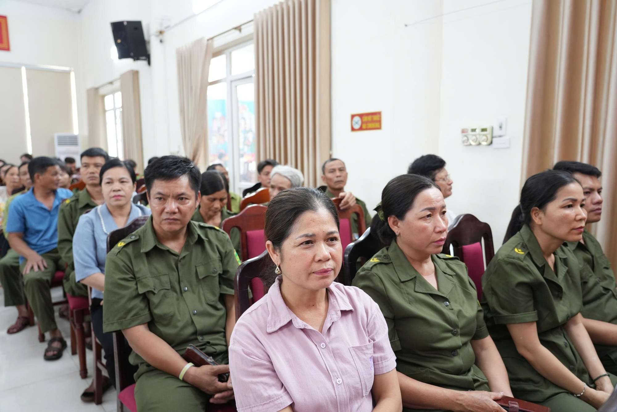 Hội nghị Ra mắt, triển khai 2 mô hình “Thôn, cụm dân cư Ba Nhất” và “Giao ban công tác an ninh định kỳ tại các thôn, cụm dân cư” trên địa bàn xã.- Ảnh 3.