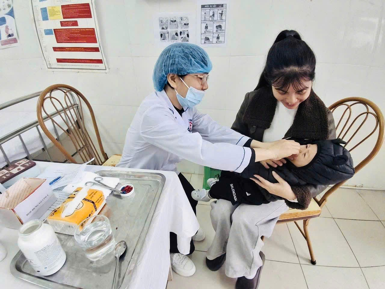 Trạm Y tế xã: Nâng cao chất lượng chăm sóc sức khỏe Nhân dân- Ảnh 2.