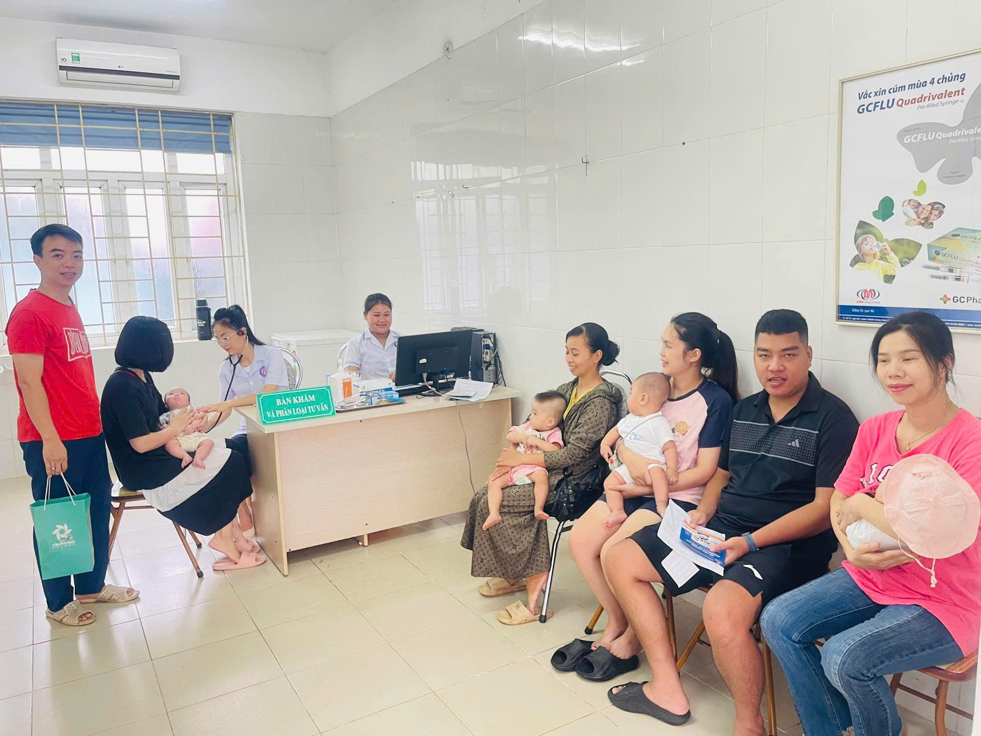 Trạm Y tế xã: Nâng cao chất lượng chăm sóc sức khỏe Nhân dân- Ảnh 3.