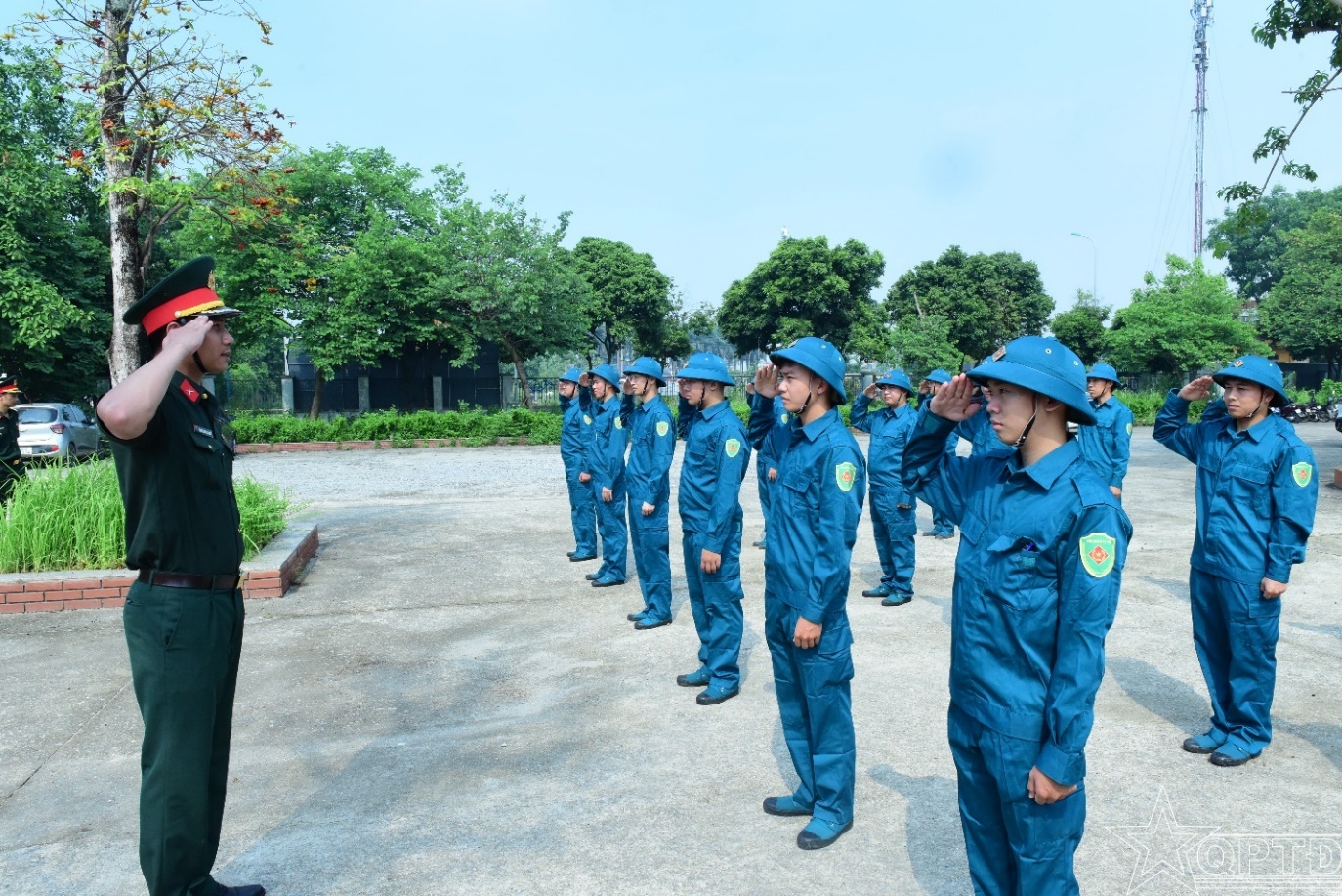 Ban CHQS xã Mê Linh huấn luyện lực lượng dân quân cơ động năm 2026- Ảnh 4.
