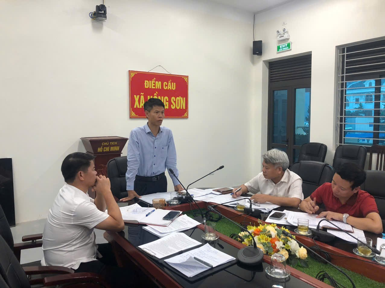 UBND xã Hồng Sơn giao ban đánh giá kết quả thực hiện nhiệm vụ tháng 5, triển khai nhiệm vụ trọng tâm tháng 6 năm 2026- Ảnh 3.