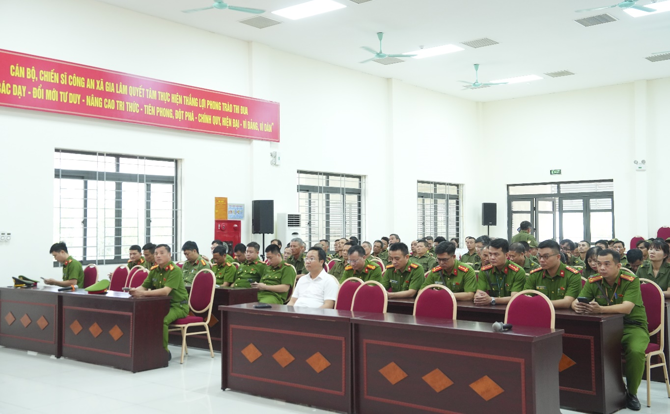 Xã Gia Lâm ra quân hưởng ứng Tháng hành động phòng, chống ma túy năm 2026- Ảnh 1.