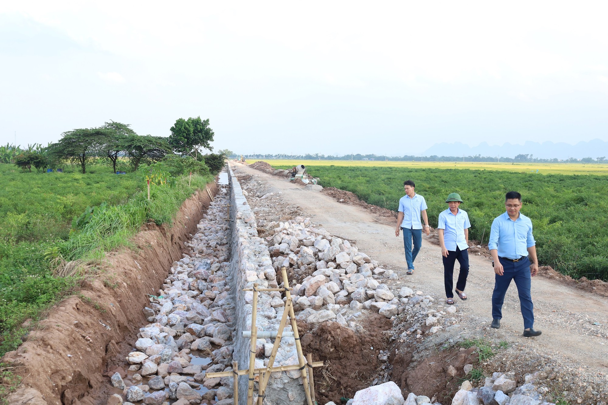 Phúc Sơn tập trung giải quyết 5 điểm nghẽn dân sinh- Ảnh 3.