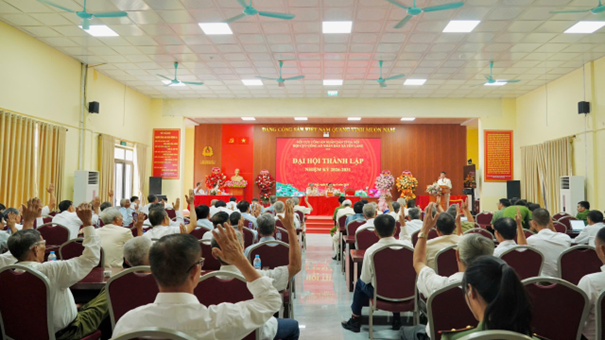 ĐẠI HỘI THÀNH LẬP HỘI CỰU CÔNG AN NHÂN DÂN XÃ YÊN LÃNG NHIỆM KỲ 2026-2031- Ảnh 13.