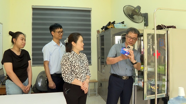 Kiểm tra công tác chuẩn bị kỳ thi tốt nghiệp THPT năm 2026 trên địa bàn xã Hoài Đức- Ảnh 2.