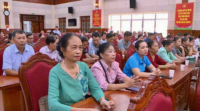 PHÚC THỌ TUYÊN TRUYỀN, PHỔ BIẾN LUẬT SỬA ĐỔI, BỔ SUNG MỘT SỐ ĐIỀU CỦA LUẬT TIẾP CÔNG DÂN, LUẬT KHIẾU NẠI, LUẬT TỐ CÁO- Ảnh 4.