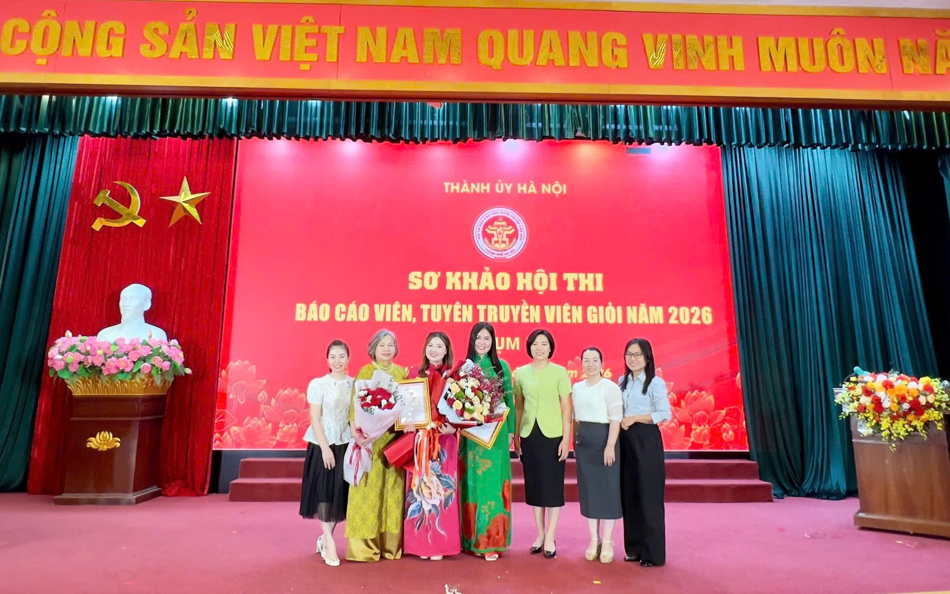 ĐẠI DIỆN ĐẢNG BỘ PHƯỜNG BỒ ĐỀ XUẤT SẮC GIÀNH GIẢI NHÌ TẠI HỘI THI BÁO CÁO VIÊN, TUYÊN TRUYỀN VIÊN GIỎI CỤM 5 THÀNH PHỐ HÀ NỘI NĂM 2026