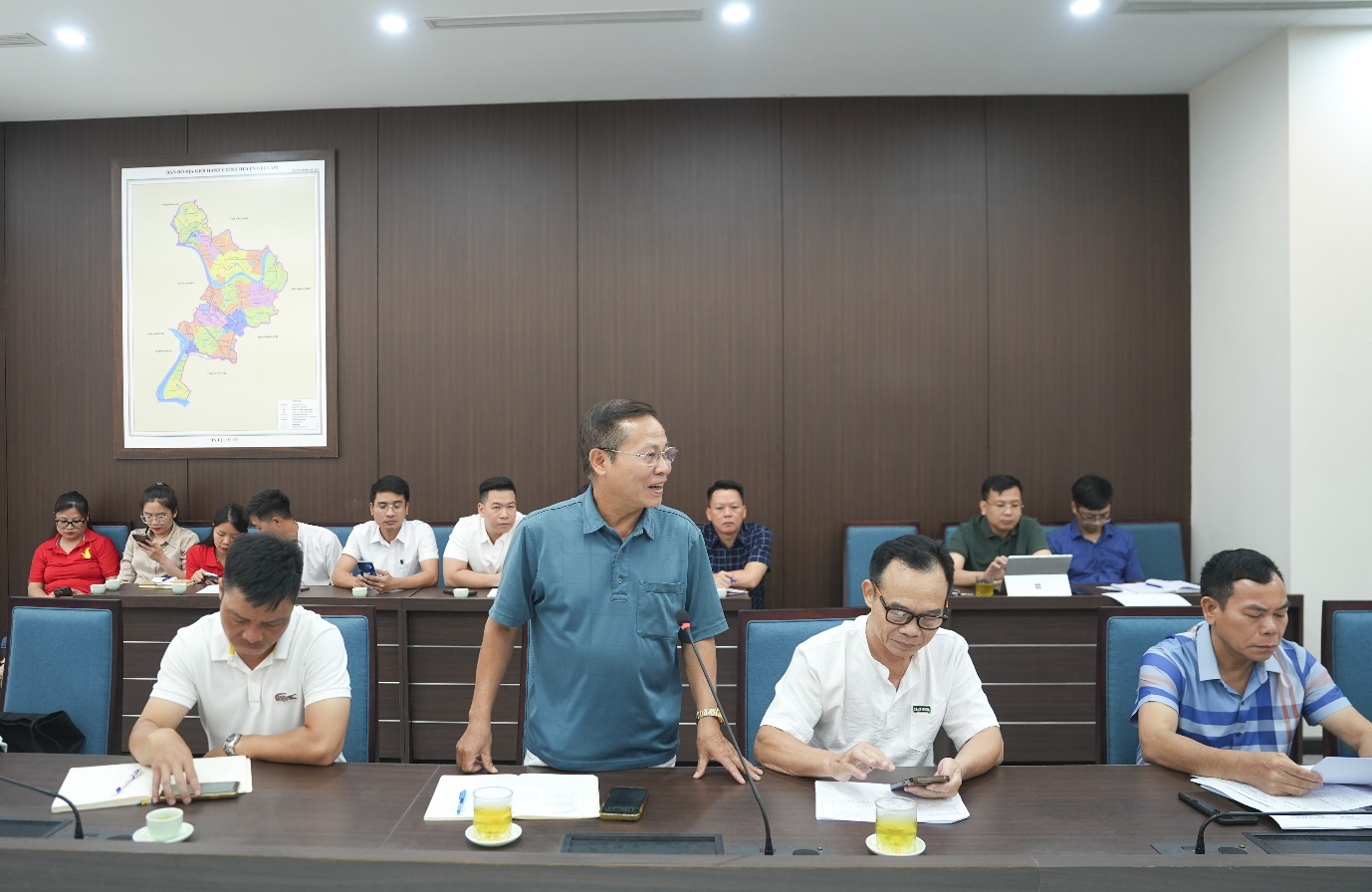 UBND xã Gia Lâm họp triển khai chủ trương và dự kiến phương án thành lập các tổ dân phố trong Khu đô thị Gia Lâm – Vinhomes Ocean Park- Ảnh 2.