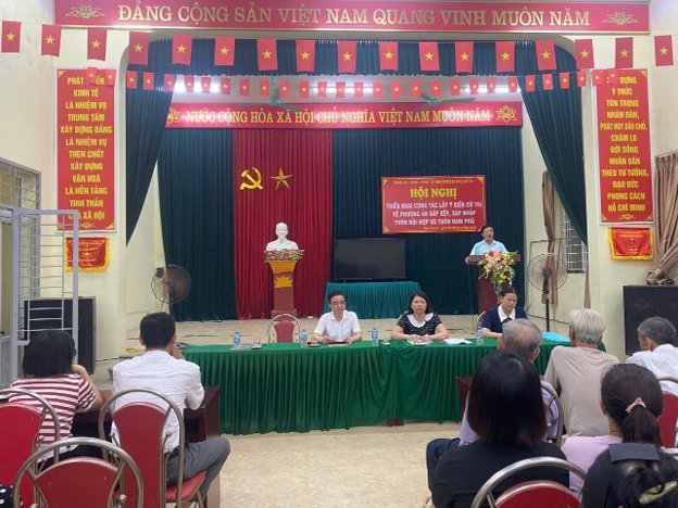 XÃ PHÚ XUYÊN TỔ CHỨC LẤY Ý KIẾN NHÂN DÂN ĐỐI VỚI PHƯƠNG ÁN SẮP XẾP THÔN, NÂNG CAO HIỆU QUẢ QUẢN LÝ Ở CƠ SỞ- Ảnh 2.