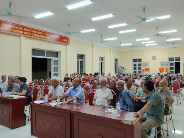 XÃ PHÚ XUYÊN TỔ CHỨC LẤY Ý KIẾN NHÂN DÂN ĐỐI VỚI PHƯƠNG ÁN SẮP XẾP THÔN, NÂNG CAO HIỆU QUẢ QUẢN LÝ Ở CƠ SỞ- Ảnh 4.